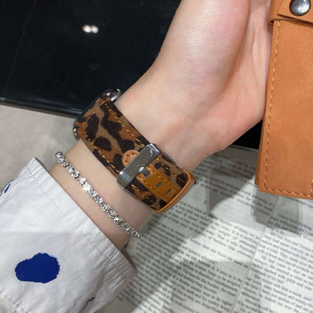 Leopard print spliced leather square corner creative watch strap