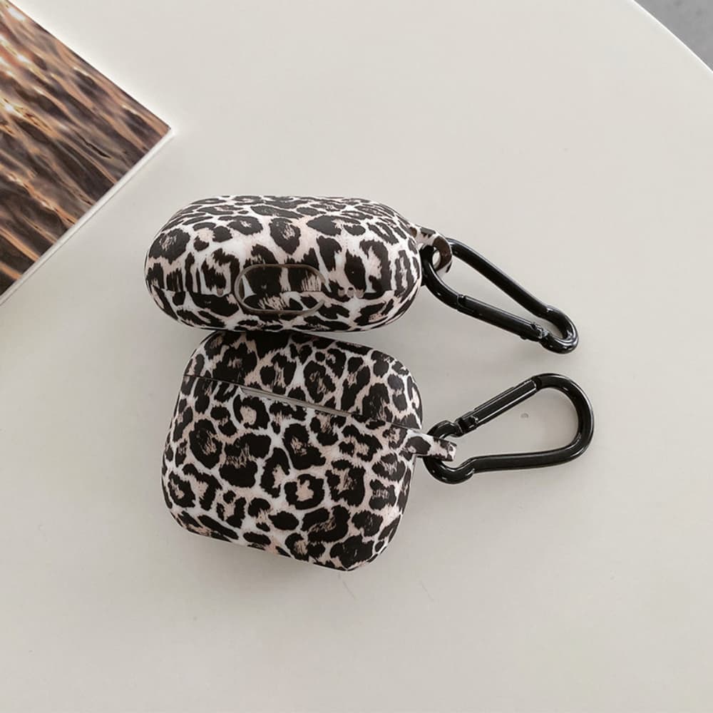 Black leopard print soft silicone buckle headphone case