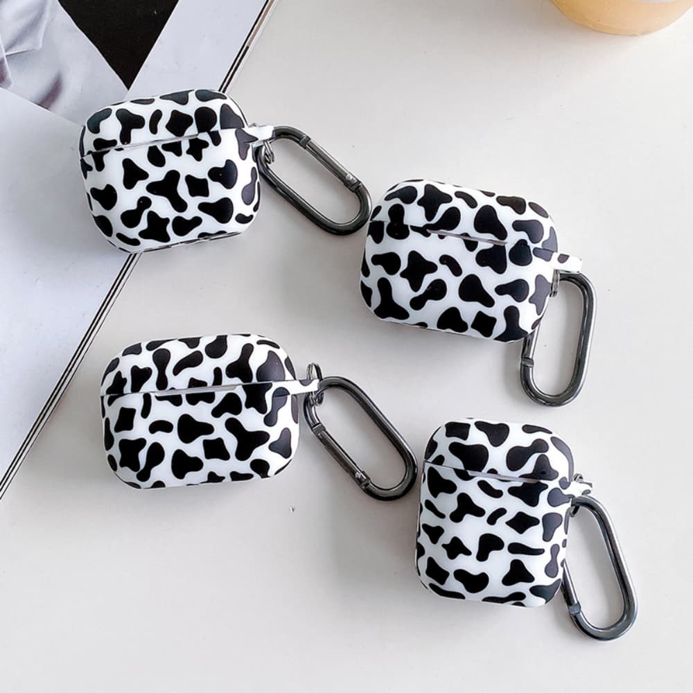 Cow patterned soft silicone buckle earphone case