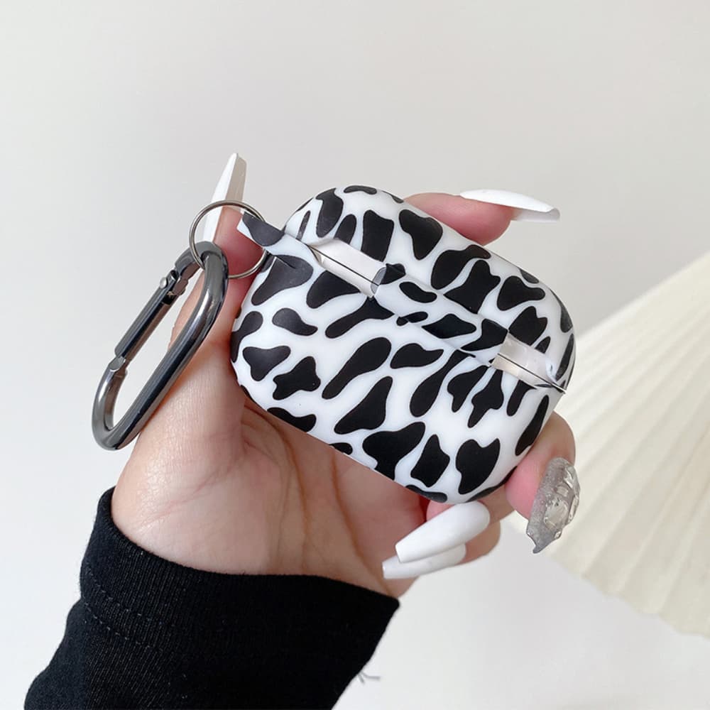 Cow patterned soft silicone buckle earphone case