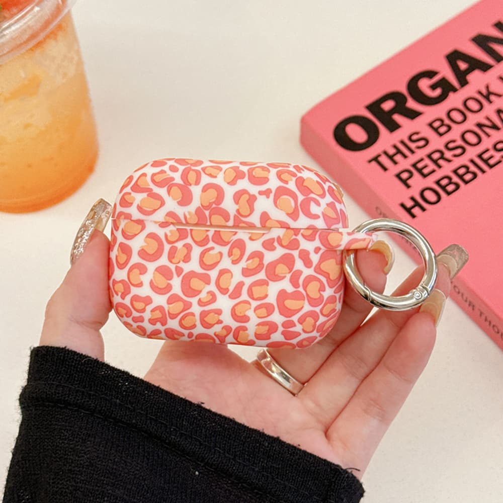 Pink leopard print soft silicone buckle headphone case