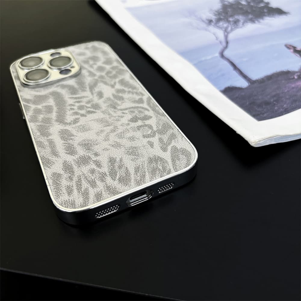 Leopard pattern precision hole electroplated fully wrapped phone case